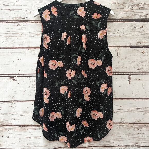 TORRID Polka Dot Floral Harper Sleeveless Blouse Sz 1 - Picture 4 of 5